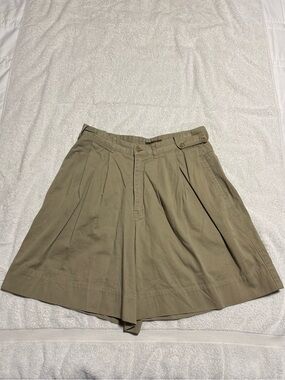 Outback Red Khaki Pleated Bermuda Shorts